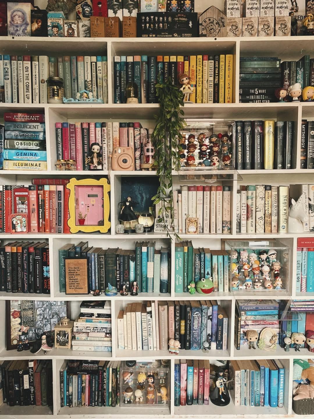 Bookshelf